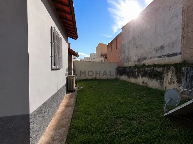 Casa com 400m² 3 quartos e 3 banheiros, para alugar, no bairro Morro Chic em Itajubá