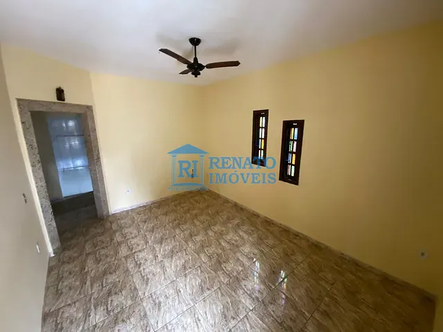 Casa 5 quartos e 4 banheiros, à venda, no bairro Jacaroá em Maricá