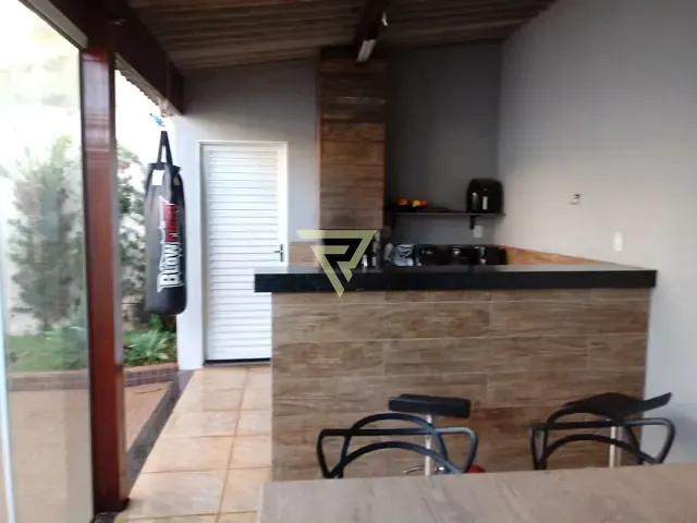 Casa com 200m² 2 quartos e 2 banheiros, à venda, no bairro Jardim Doutor Paulo Gomes Romeo em Ribeirão Preto