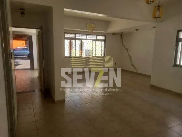 Casa com 275m² 3 quartos e 2 banheiros, à venda, no bairro Vila Santa Tereza em Bauru
