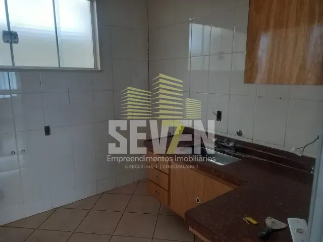 Casa com 275m² 3 quartos e 2 banheiros, à venda, no bairro Vila Santa Tereza em Bauru