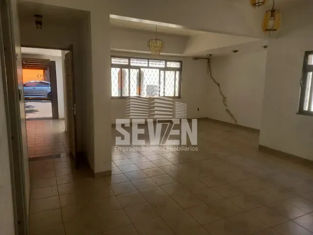 Casa com 275m² 3 quartos e 2 banheiros, à venda, no bairro Vila Santa Tereza em Bauru