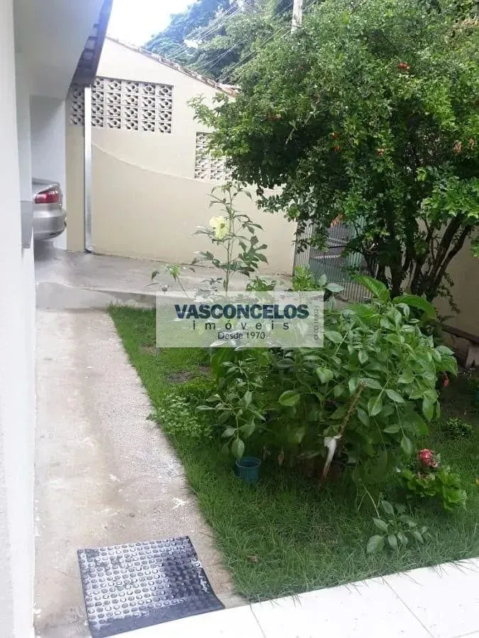 Casa, 2 quartos, 170 m² - Foto 1