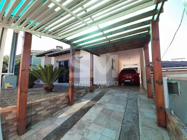 Casa com 240m² 3 quartos e 4 banheiros, à venda, no bairro Efapi em Chapecó