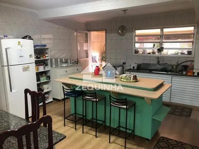 Casa com 125m² 3 quartos e 3 banheiros, à venda, no bairro Cidade das Flores em Osasco