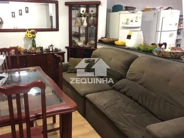 Casa com 125m² 3 quartos e 3 banheiros, à venda, no bairro Cidade das Flores em Osasco