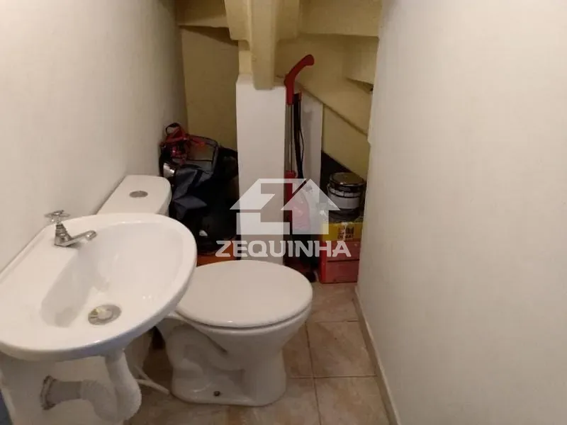 Casa, 3 quartos, 242 m² - Foto 24