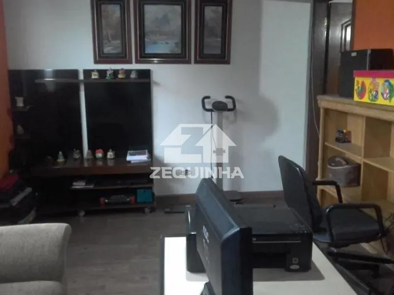 Casa, 3 quartos, 242 m² - Foto 8