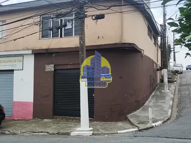 Casa com 300m² 3 quartos e 2 banheiros, à venda ou para alugar, no bairro Jardim D Abril em Osasco