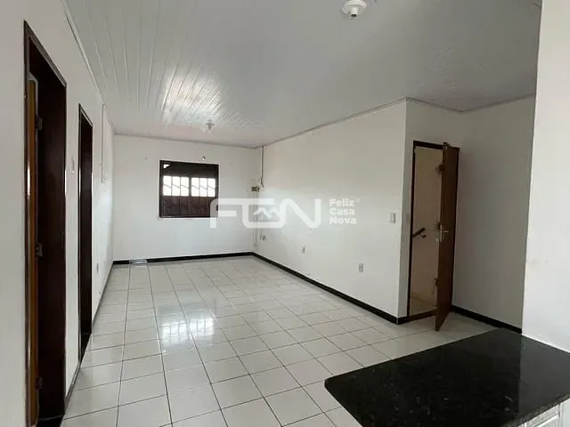 Casa 3 quartos e 1 banheiro, para alugar, no bairro Inocoop em Camaçari