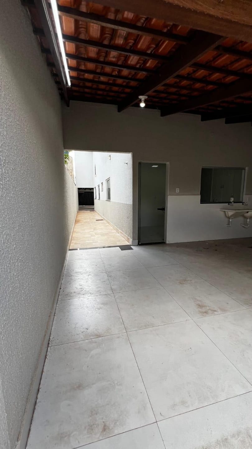 Casa à venda com 3 quartos, 120m² - Foto 3