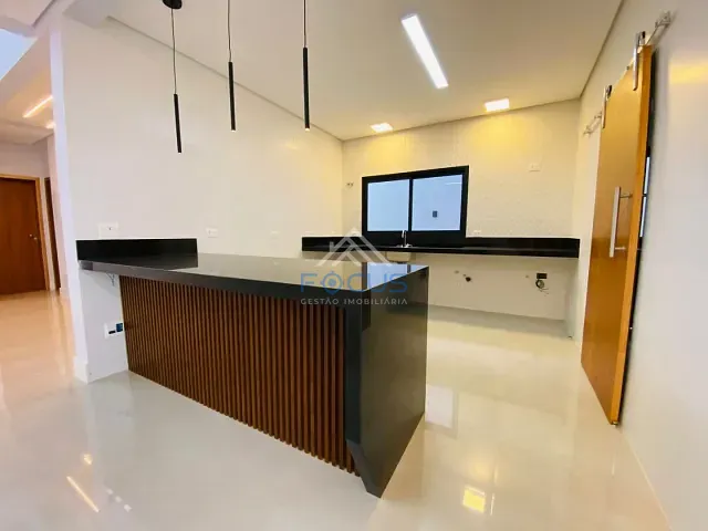 Casa com 360m² 4 quartos e 5 banheiros, à venda, no bairro Residencial Pecan em Itupeva