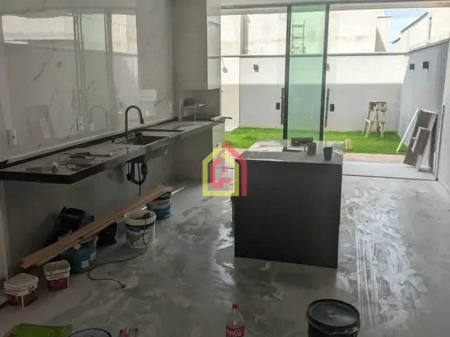 Casa 3 quartos e 3 banheiros, à venda, no bairro Mirante Riviera em Marabá