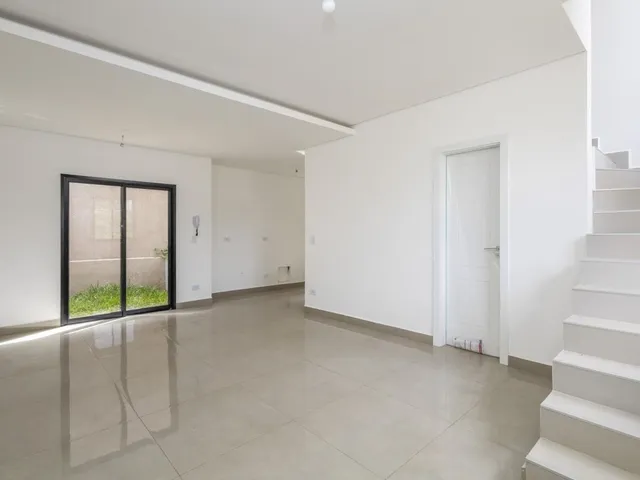 Casa com 109m² 3 quartos e 4 banheiros, à venda, no bairro Vista Alegre em Curitiba