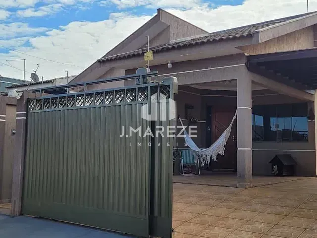 Casa com 360m² 3 quartos e 2 banheiros, à venda, no bairro Loteamento Residencial Tami em Apucarana