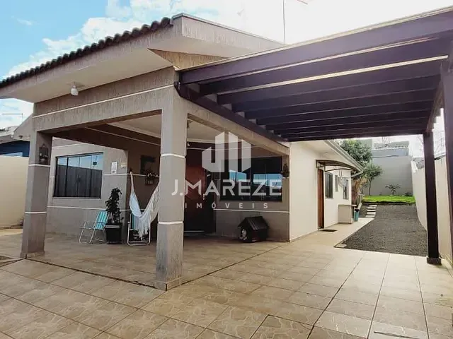 Casa com 360m² 3 quartos e 2 banheiros, à venda, no bairro Loteamento Residencial Tami em Apucarana