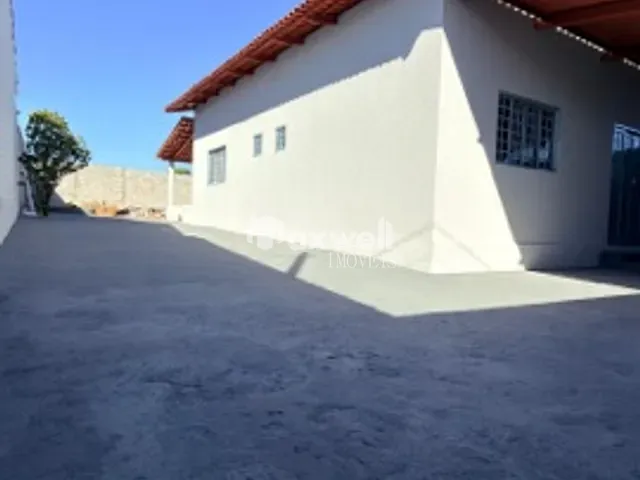 Casa com 386m² 3 quartos e 2 banheiros, à venda, no bairro Goiânia Park Sul em Aparecida de Goiânia
