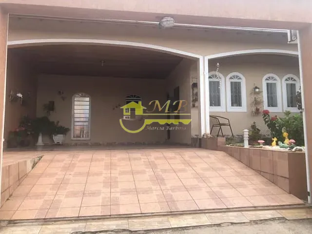 Casa 3 quartos e 2 banheiros, à venda, no bairro Vila Aeroporto em Campinas