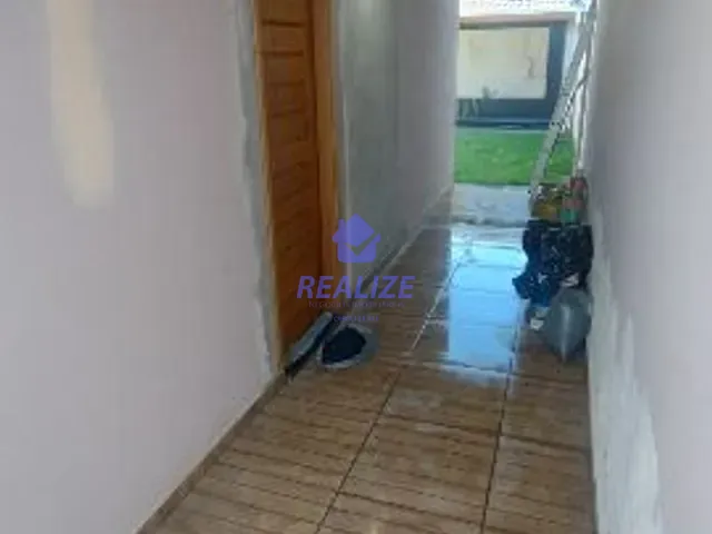 Casa com 200m² 2 quartos e 2 banheiros, à venda, no bairro Conjunto Habitacional Flora Rica em Botucatu