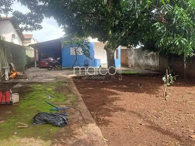 Casa com 432m² 3 quartos e 1 banheiro, à venda, no bairro Setor Leste Universitário em Goiânia