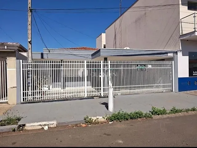 Casa com 281m² 3 quartos e 1 banheiro, à venda, no bairro Vila José Kallil Aun em Cosmópolis