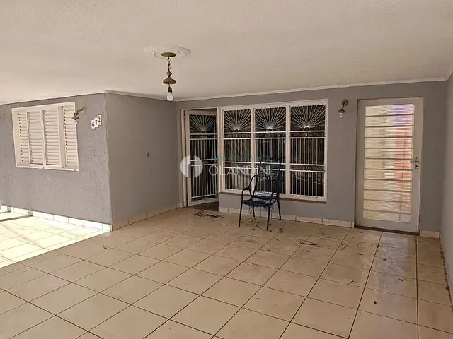 Casa com 281m² 3 quartos e 1 banheiro, à venda, no bairro Vila José Kallil Aun em Cosmópolis