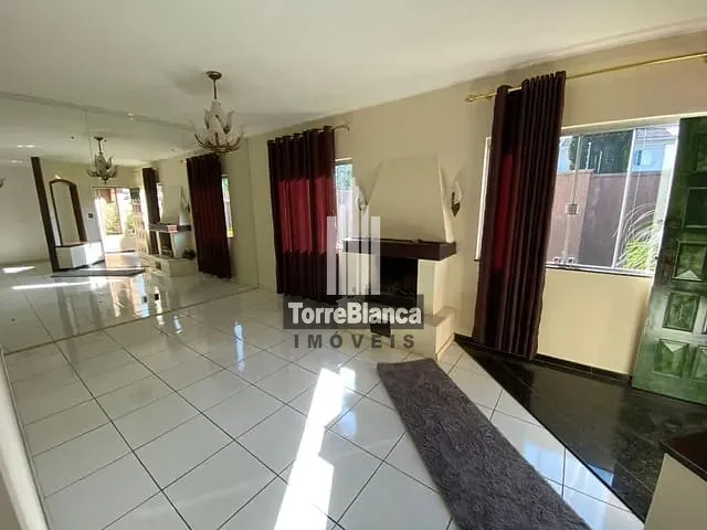 Casa com 1120m² 4 quartos e 5 banheiros, à venda, no bairro Estrela em Ponta Grossa