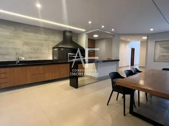 Casa com 372m² 3 quartos e 5 banheiros, à venda, no bairro Pinhão em Taubaté