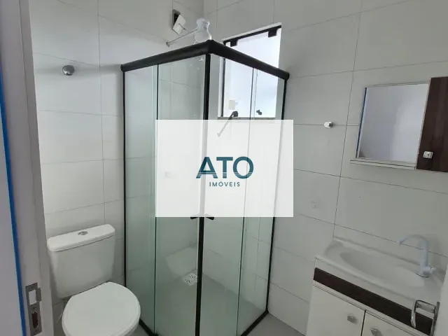Casa 2 quartos e 1 banheiro, para alugar, no bairro Areias em Tijucas