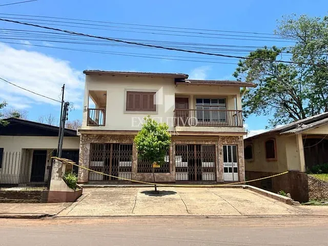 Casa 3 quartos e 2 banheiros, para alugar, no bairro Centro em Arroio do Meio
