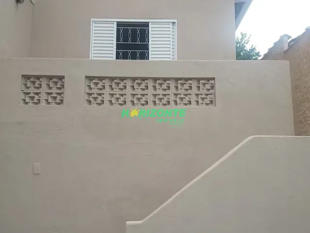 Casa com 180m² 3 quartos e 1 banheiro, à venda, no bairro Jardim Maria Amélia em Jacareí