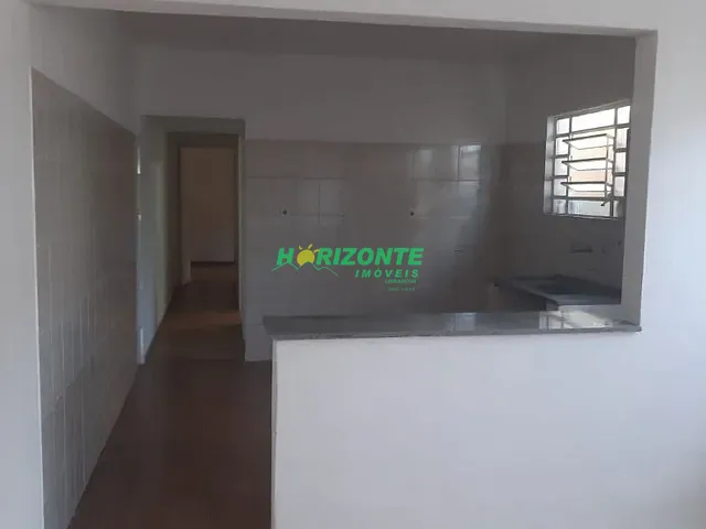 Casa com 180m² 3 quartos e 1 banheiro, à venda, no bairro Jardim Maria Amélia em Jacareí