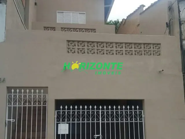 Casa com 180m² 3 quartos e 1 banheiro, à venda, no bairro Jardim Maria Amélia em Jacareí