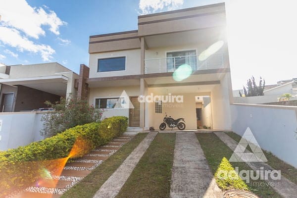 Casa, 4 quartos, 221 m² - Foto 1