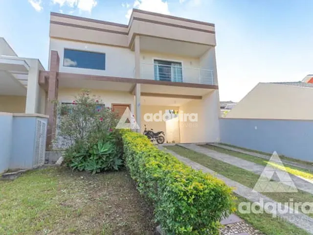 Casa com 300m² 4 quartos e 3 banheiros, à venda, no bairro Jardim Carvalho em Ponta Grossa