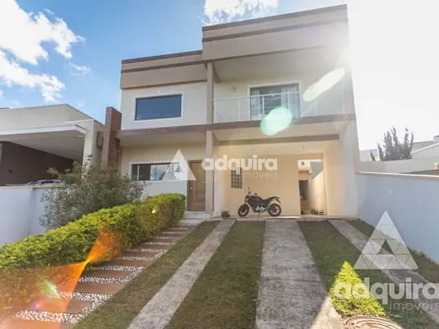 Casa com 300m² 4 quartos e 3 banheiros, à venda, no bairro Jardim Carvalho em Ponta Grossa