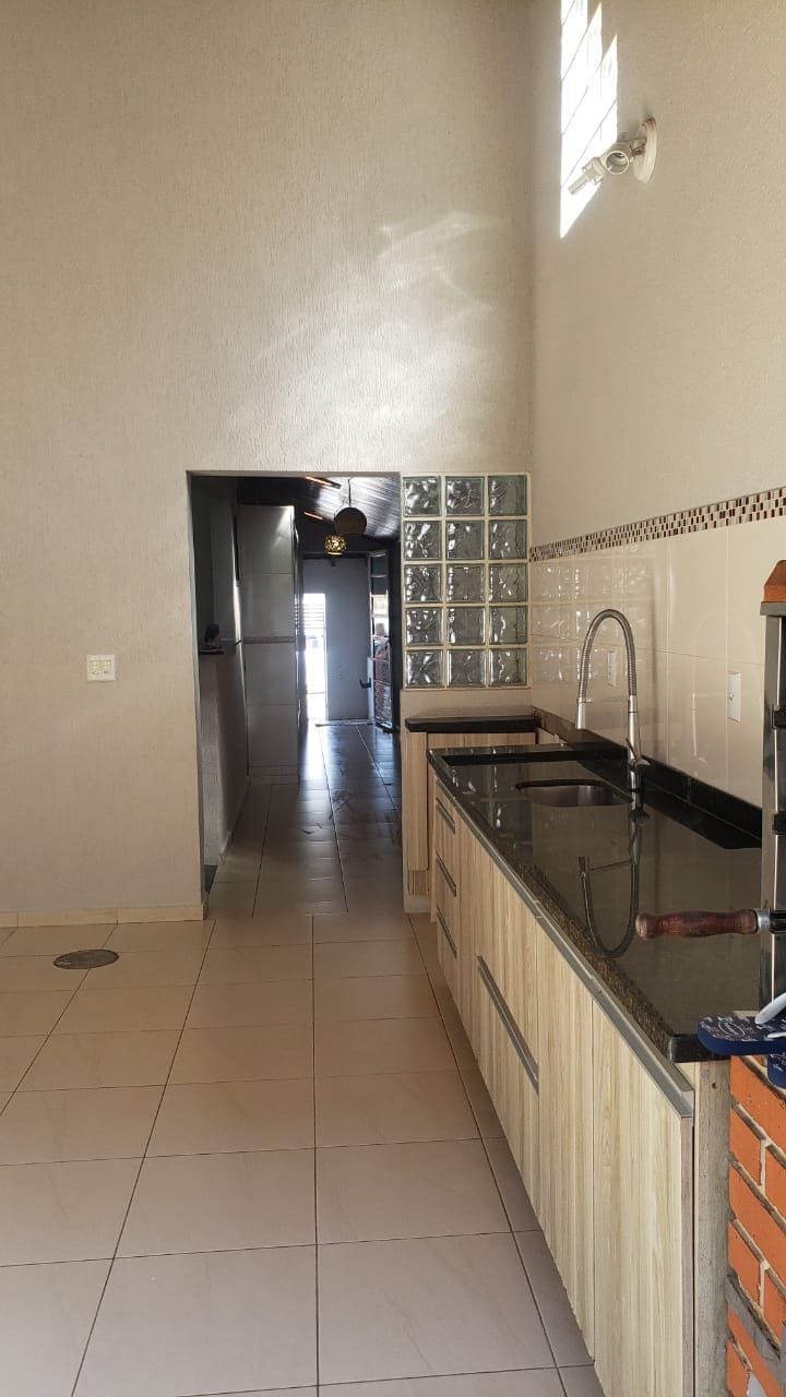 Casa, 2 quartos, 160 m² - Foto 1