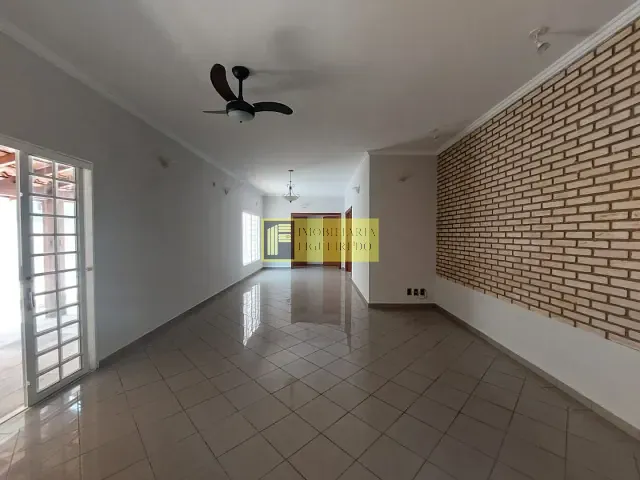 Casa com 450m² 3 quartos e 4 banheiros, à venda ou para alugar, no bairro Jardim Aclimação em São José do Rio Preto