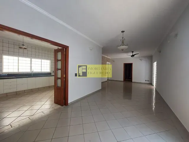 Casa com 450m² 3 quartos e 4 banheiros, à venda ou para alugar, no bairro Jardim Aclimação em São José do Rio Preto