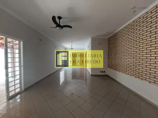 Casa com 450m² 3 quartos e 4 banheiros, à venda ou para alugar, no bairro Jardim Aclimação em São José do Rio Preto