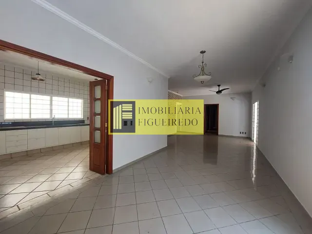 Casa com 450m² 3 quartos e 4 banheiros, à venda ou para alugar, no bairro Jardim Aclimação em São José do Rio Preto