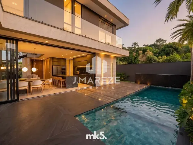 Casa 3 quartos e 4 banheiros, à venda, no bairro Loteamento Residencial Florais Do Lago em Apucarana