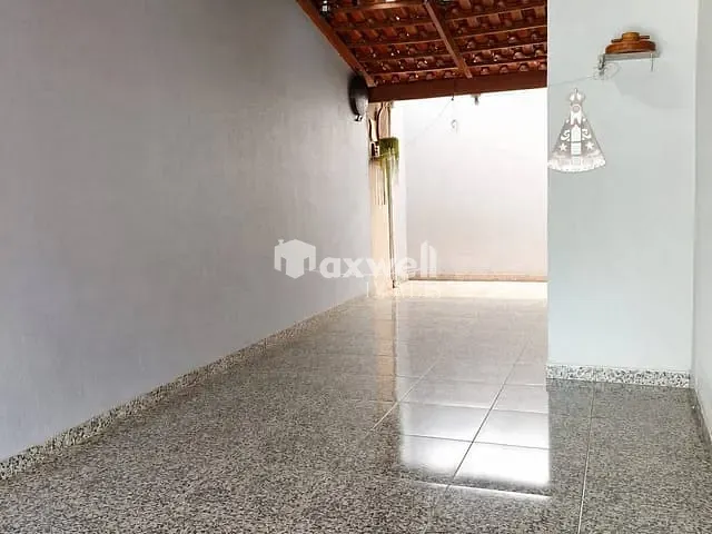Casa com 142m² 3 quartos e 2 banheiros, à venda, no bairro Jardim Cristal em Aparecida de Goiânia