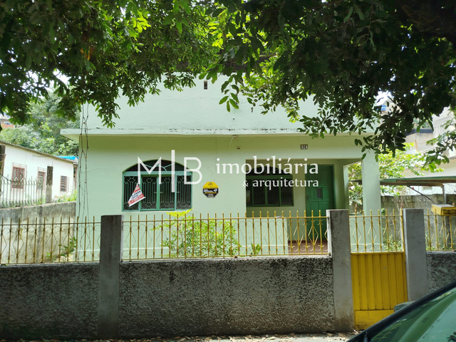 Casa 4 quartos e 2 banheiros, à venda, no bairro Granjaria em Cataguases