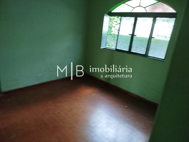 Casa 4 quartos e 2 banheiros, à venda, no bairro Granjaria em Cataguases