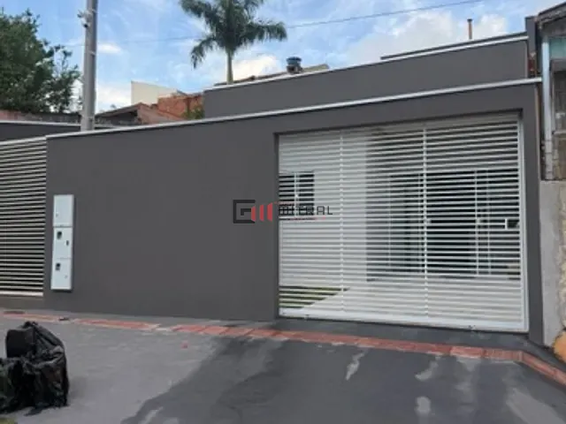Casa 2 quartos e 1 banheiro, para alugar, no bairro Industrial em Londrina