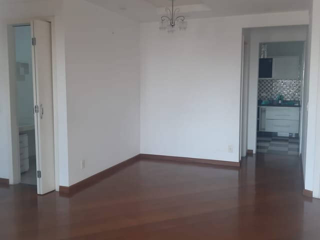 Casa com 260m², para alugar, no bairro Tatuapé em São Paulo