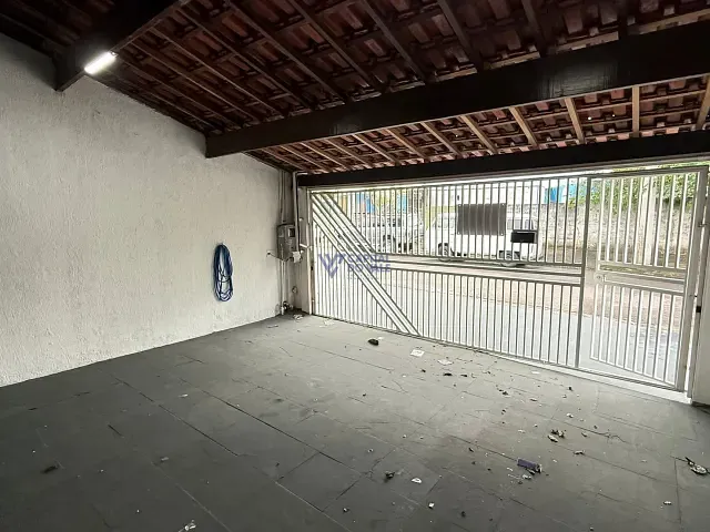 Casa com 150m² 3 quartos e 2 banheiros, à venda, no bairro Cidade Morumbi em São José dos Campos