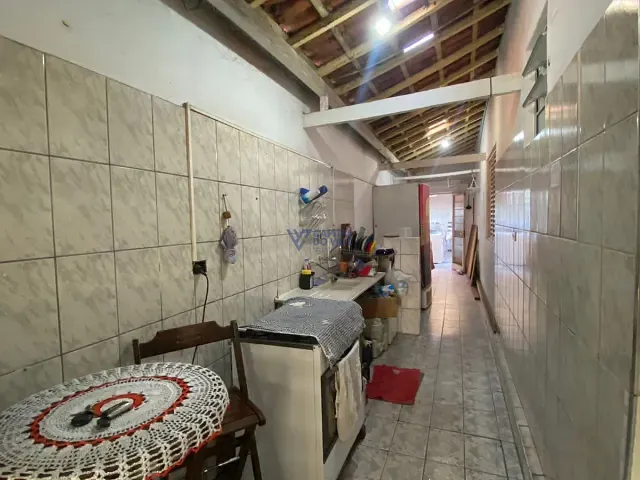 Casa com 150m² 2 quartos e 1 banheiro, à venda, no bairro Cidade Morumbi em São José dos Campos
