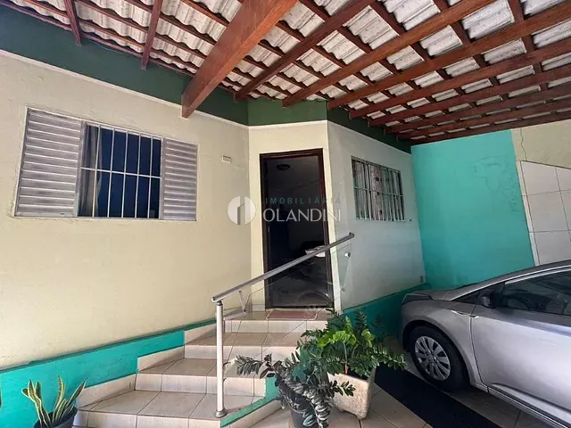 Casa com 183m² 2 quartos e 2 banheiros, à venda, no bairro Jardim dos Ipês em Artur Nogueira